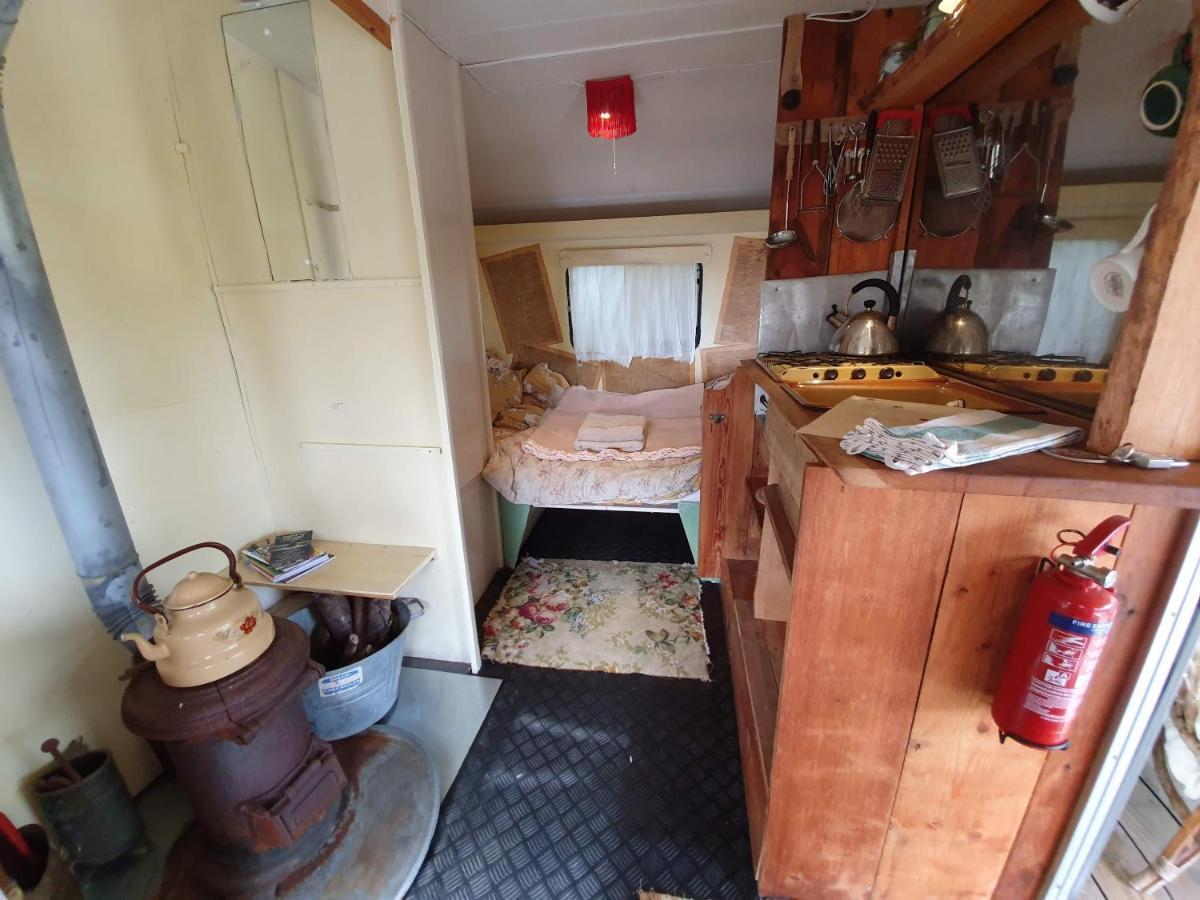 New Inn Brilley Whitney Экстерьер фото